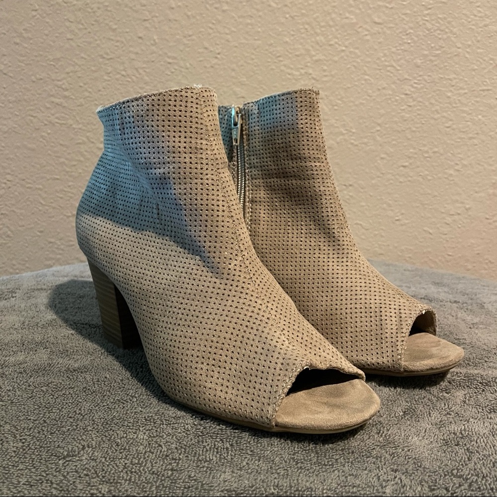 Old Navy Wedges